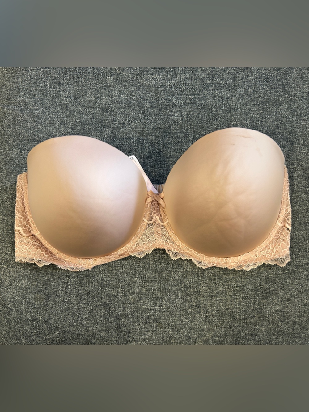 Victoria’s Secret Convertible Strapless Lace-Trim Nude Push-Up Bra